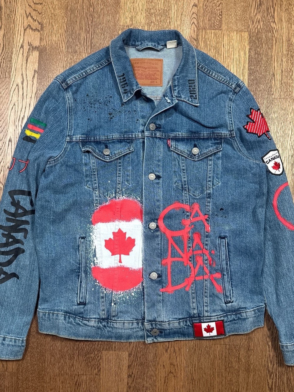 Levi's Hudsons Bay Team Canada Olympics Closing Ceremony Denim Jacket Mens L